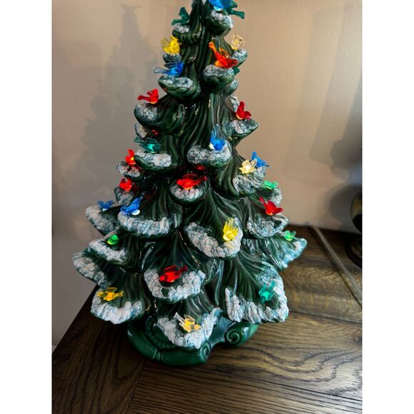 Stunning vintage ceramic table top Christmas tree rare bird bulbs must see - Picture 8 of 10